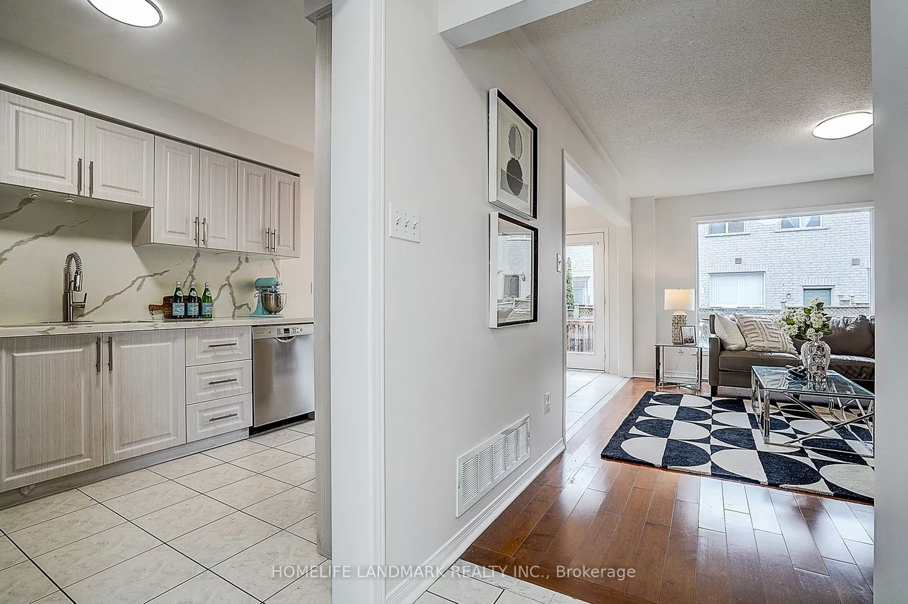 124, King William, Langstaff, Richmond Hill