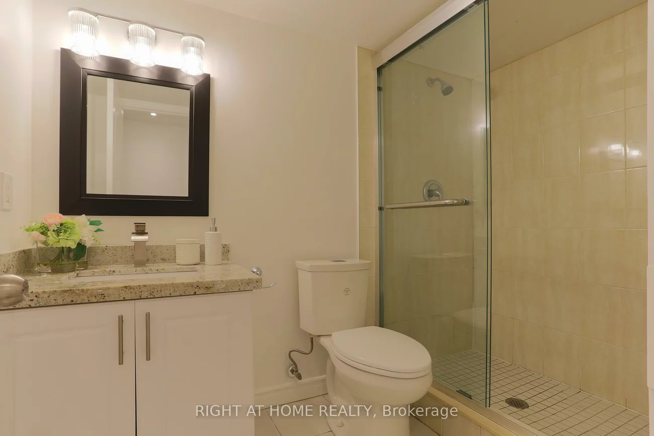 303, Blue Grass, Crosby, Richmond Hill