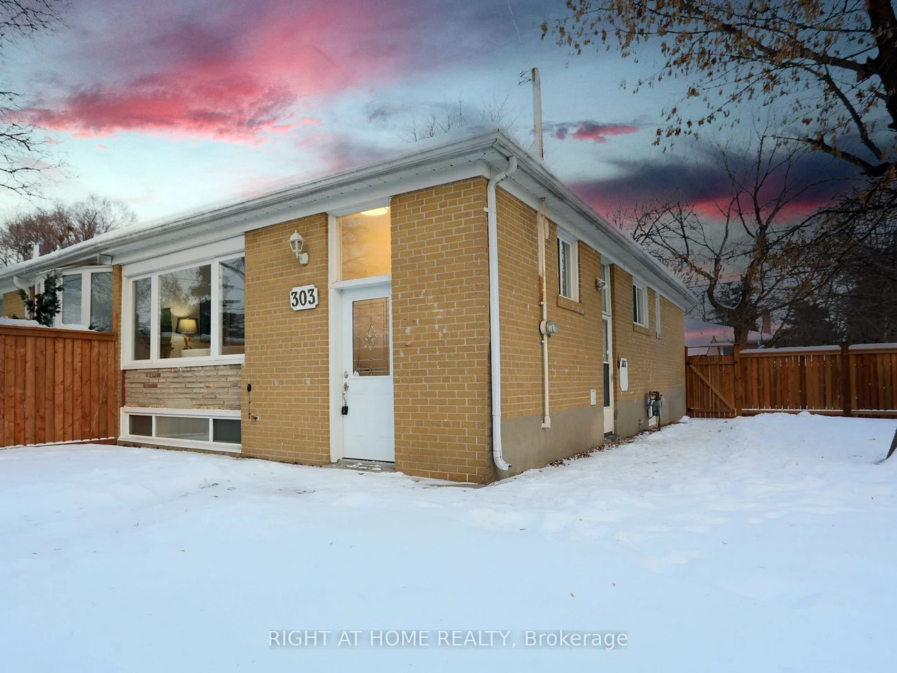 303, Blue Grass, Crosby, Richmond Hill