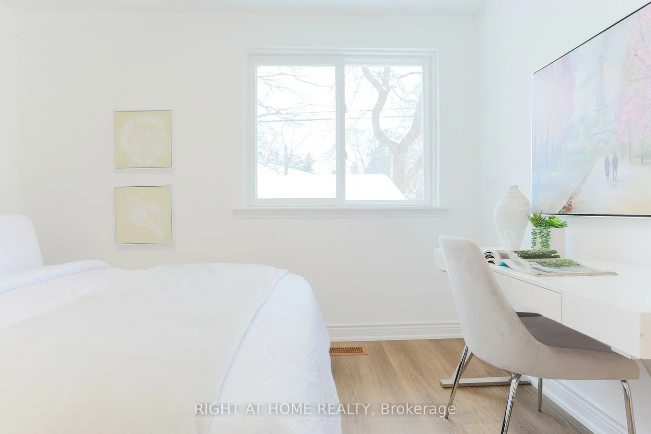 303, Blue Grass, Crosby, Richmond Hill