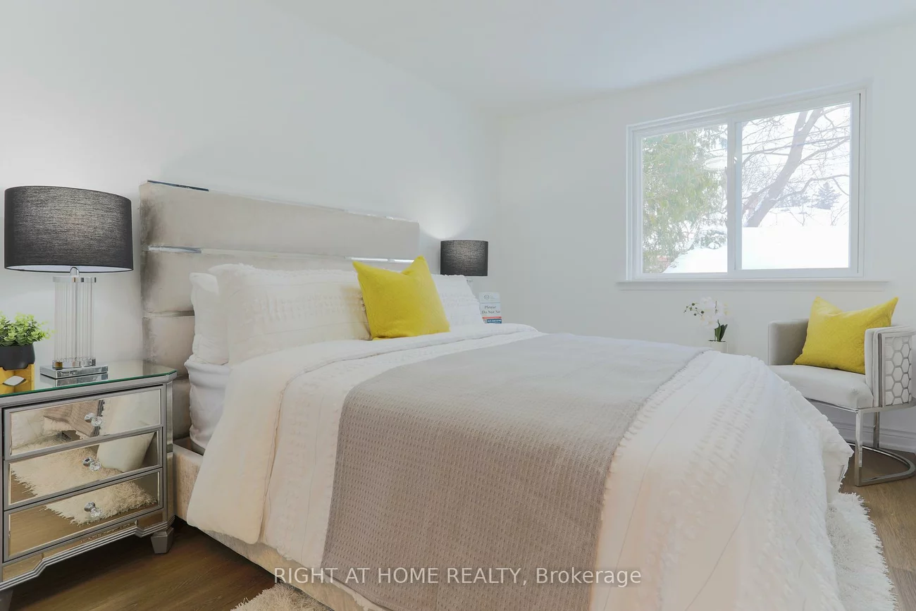 303, Blue Grass, Crosby, Richmond Hill