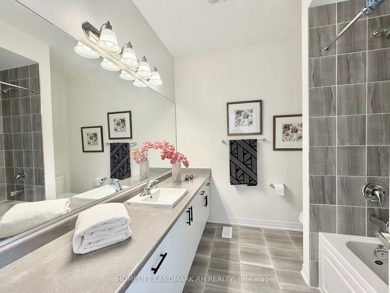 10, RUSSEL WICE, Rural Richmond Hill, Richmond Hill