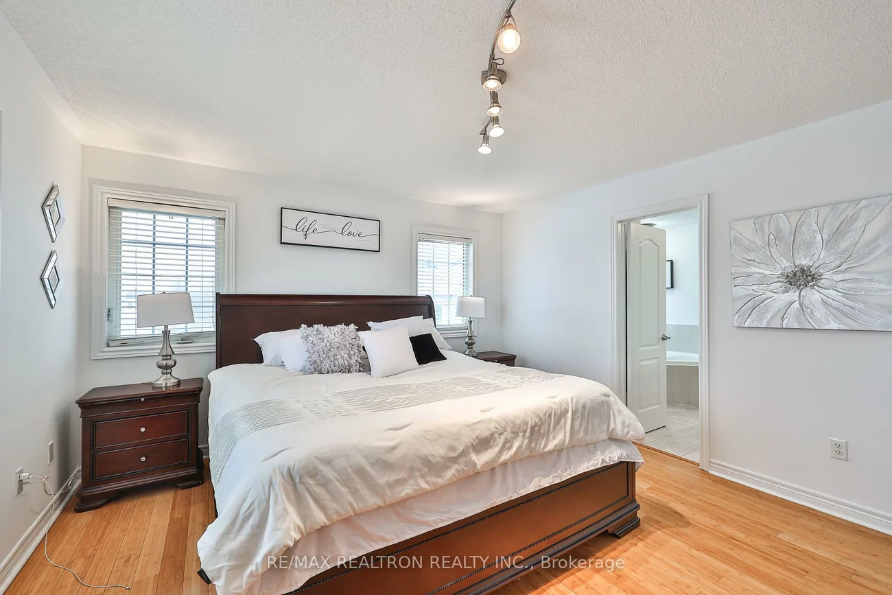 23, Sunridge, Oak Ridges, Richmond Hill