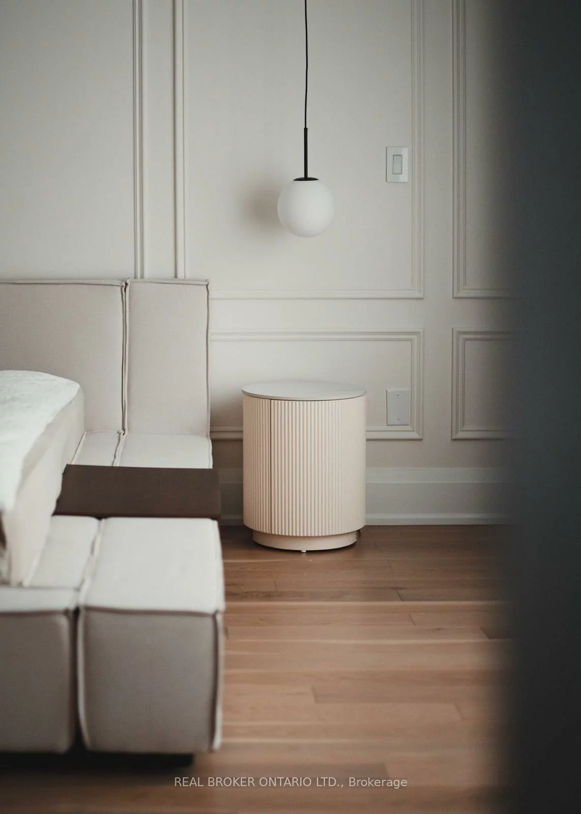 34, Meteorite, Observatory, Richmond Hill