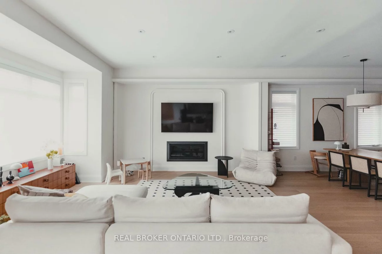 34, Meteorite, Observatory, Richmond Hill