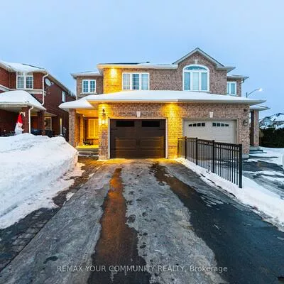 34, Kalmar, Oak Ridges, Richmond Hill