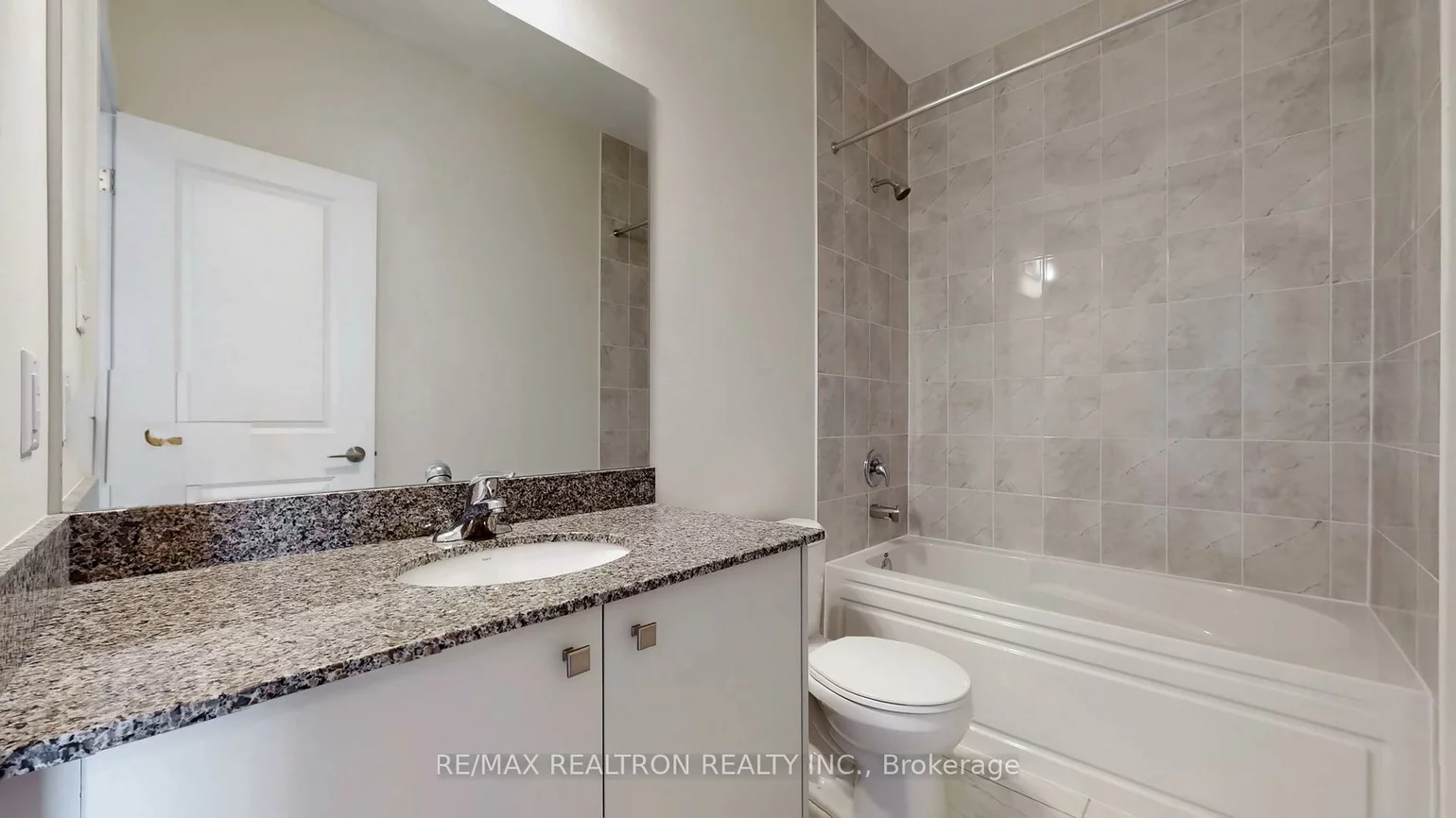 27, Sequin, Oak Ridges, Richmond Hill