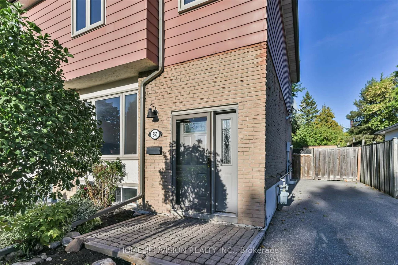 255, Cedar, Harding, Richmond Hill