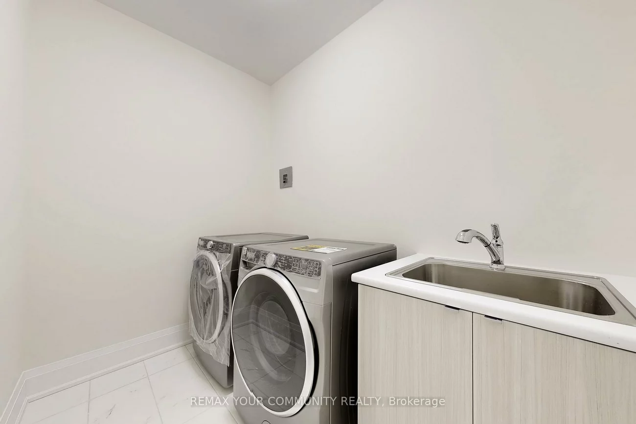 44, Schmeltzer, Rural Richmond Hill, Richmond Hill