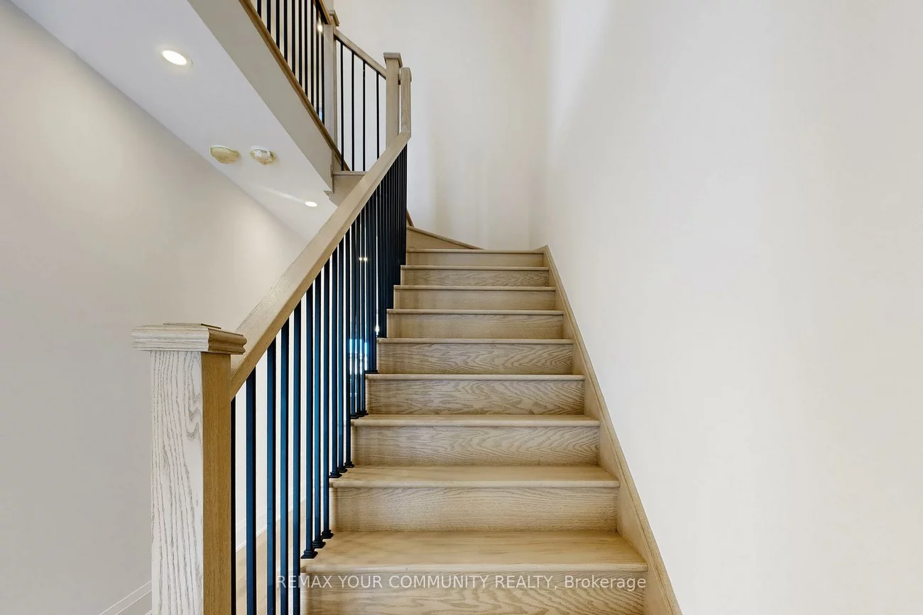 44, Schmeltzer, Rural Richmond Hill, Richmond Hill