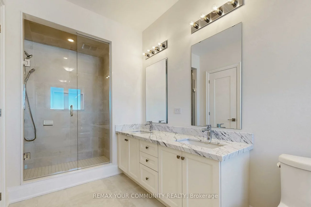 44, Schmeltzer, Rural Richmond Hill, Richmond Hill