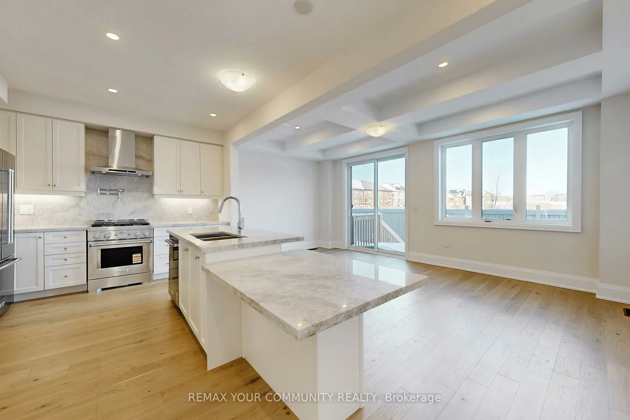 44, Schmeltzer, Rural Richmond Hill, Richmond Hill