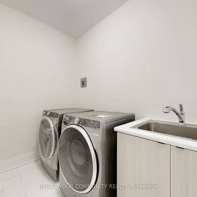 44, Schmeltzer, Rural Richmond Hill, Richmond Hill