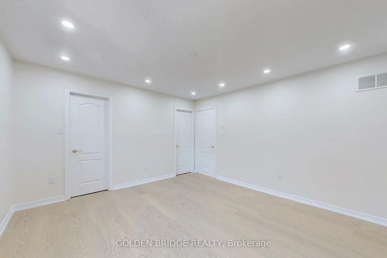 57, Cassandra, Bayview Hill, Richmond Hill