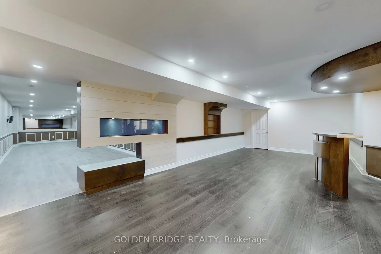 57, Cassandra, Bayview Hill, Richmond Hill