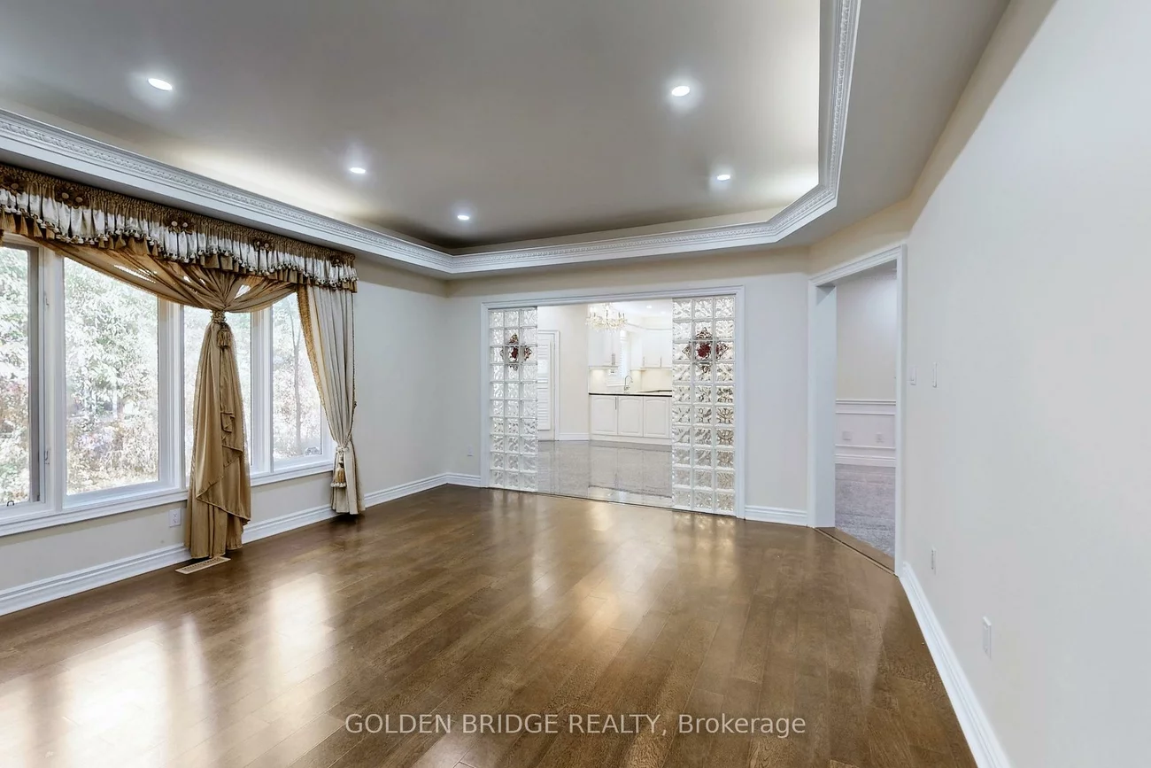 57, Cassandra, Bayview Hill, Richmond Hill