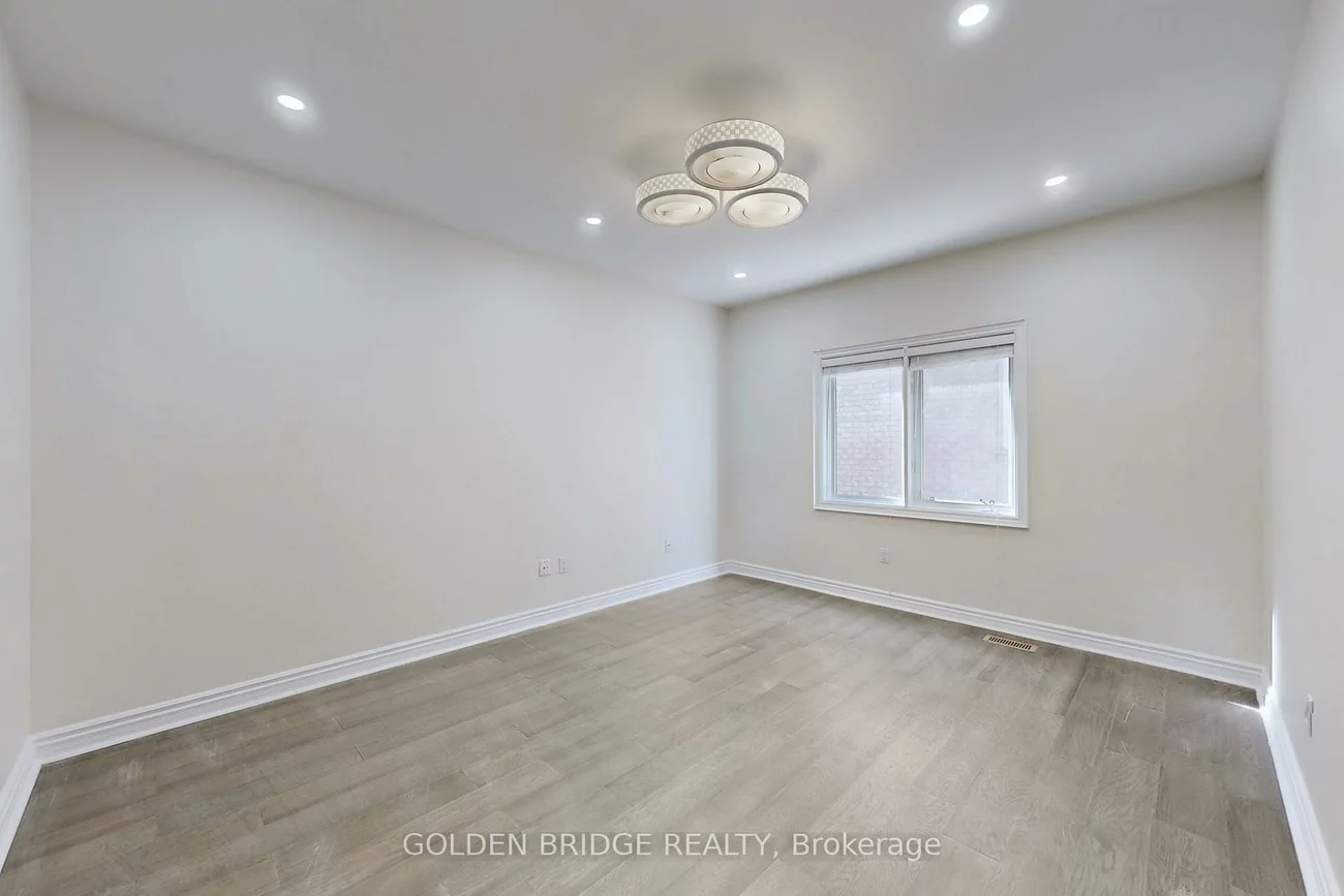 57, Cassandra, Bayview Hill, Richmond Hill