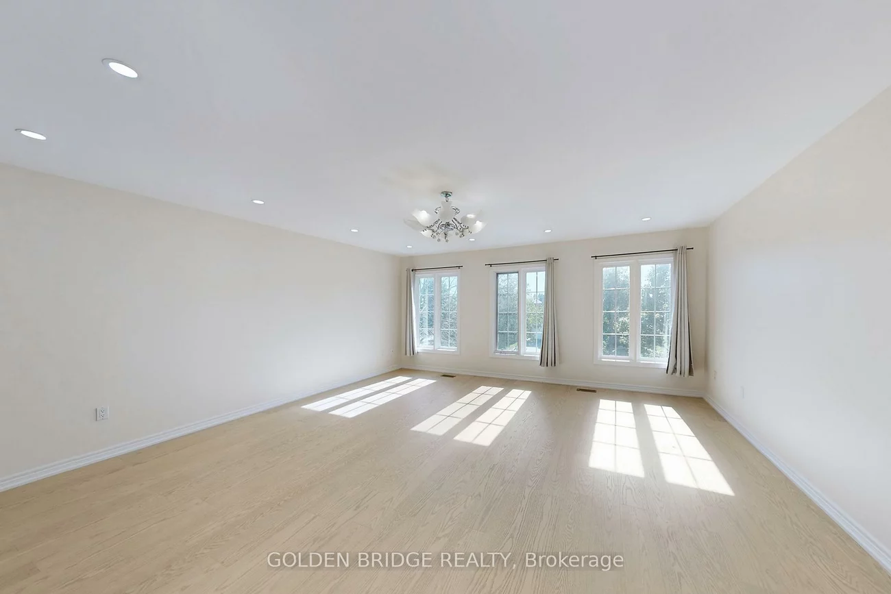 57, Cassandra, Bayview Hill, Richmond Hill