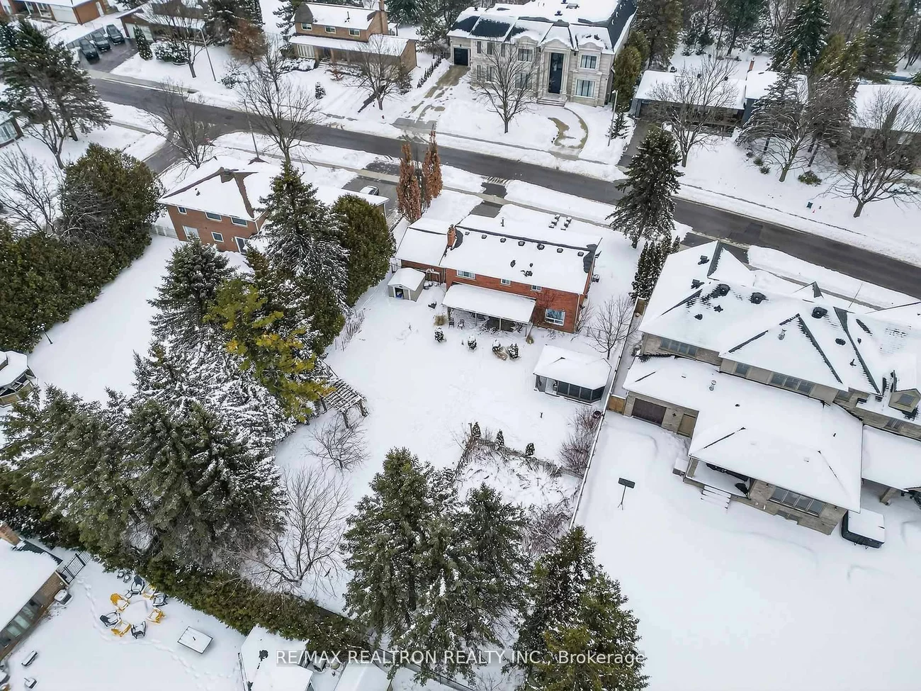 42, Blackforest, Oak Ridges, Richmond Hill