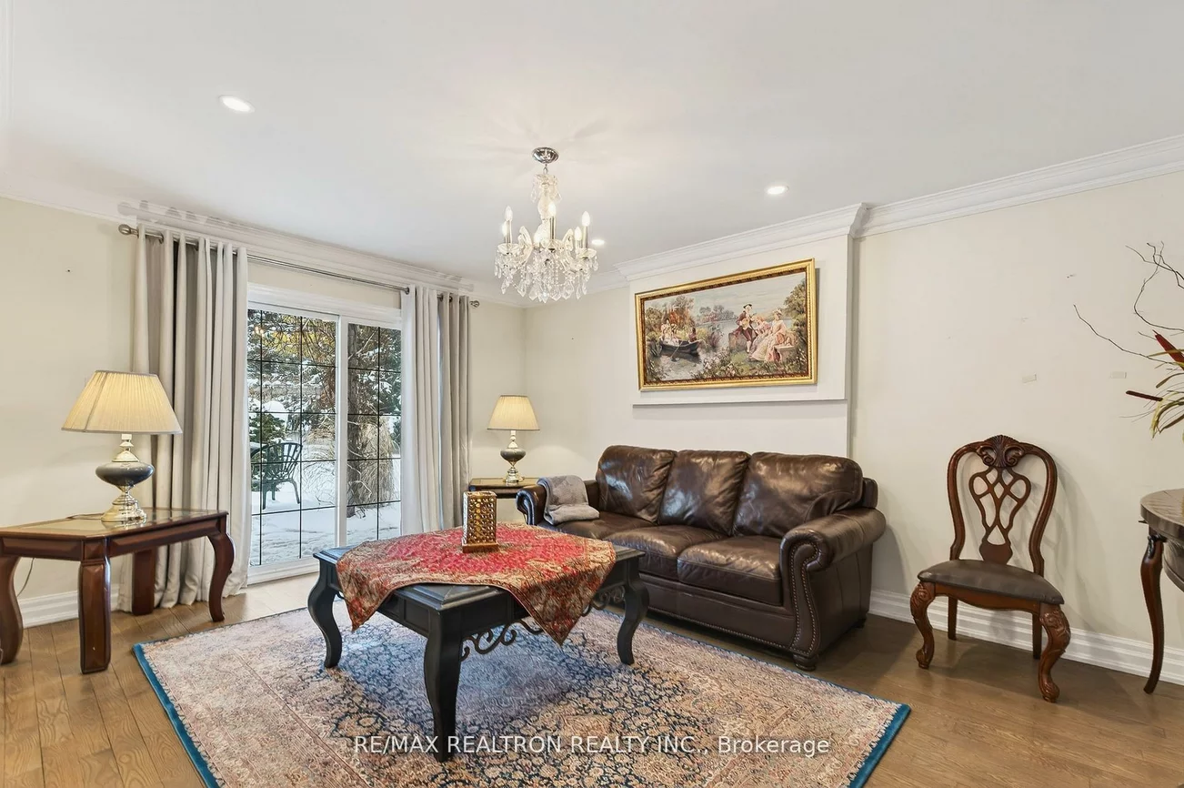 42, Blackforest, Oak Ridges, Richmond Hill