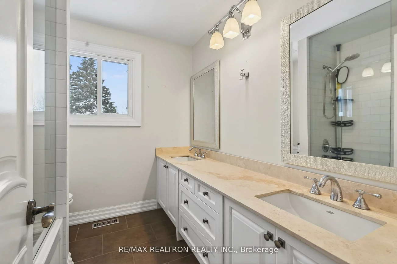 42, Blackforest, Oak Ridges, Richmond Hill