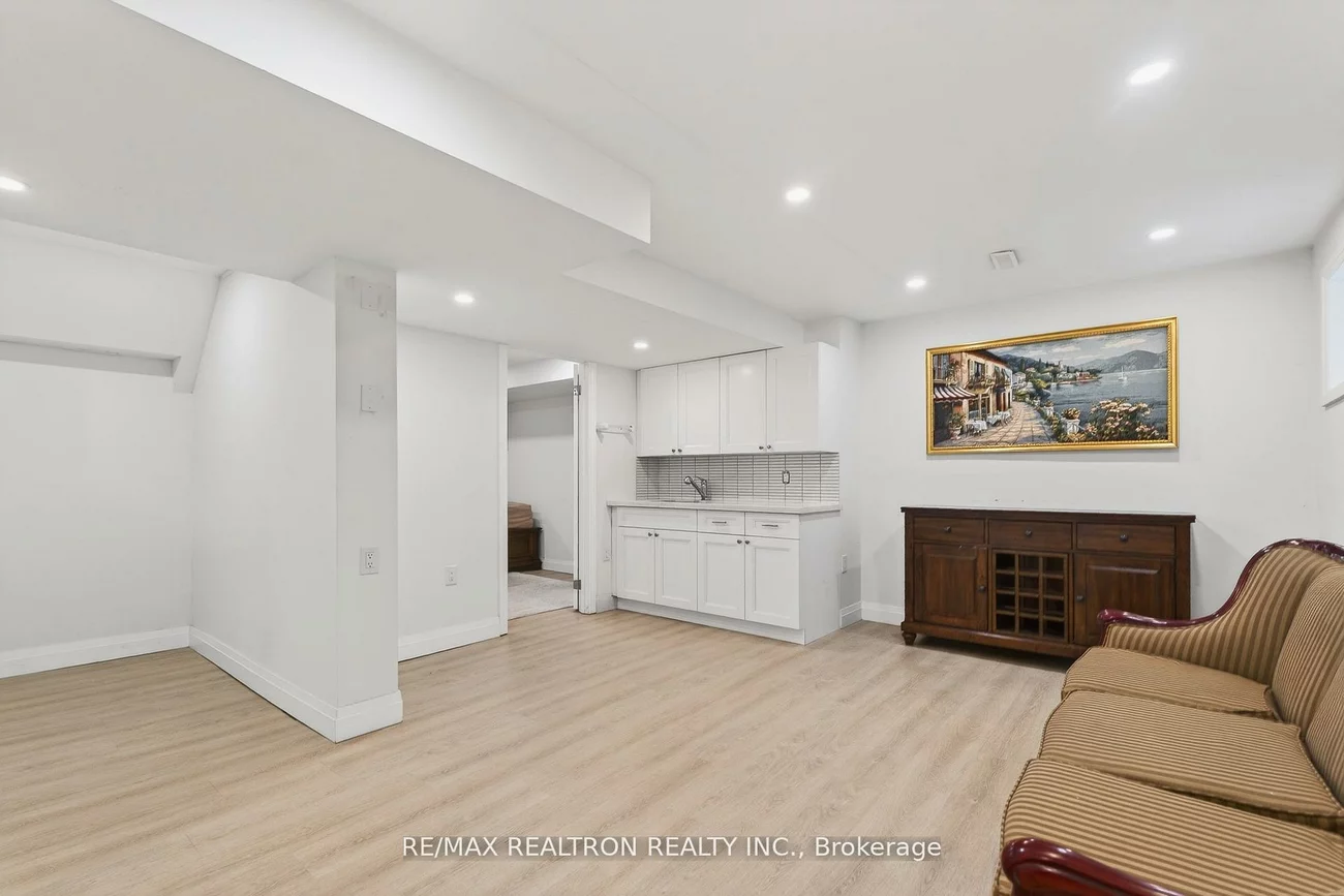 42, Blackforest, Oak Ridges, Richmond Hill