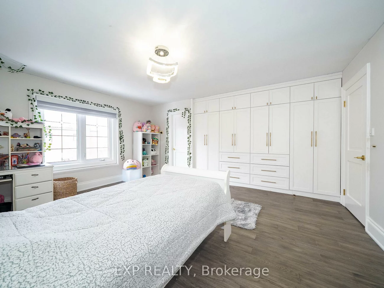 46, Boake, Bayview Hill, Richmond Hill