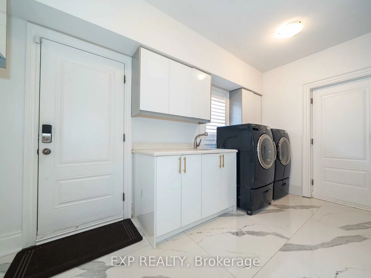 46, Boake, Bayview Hill, Richmond Hill