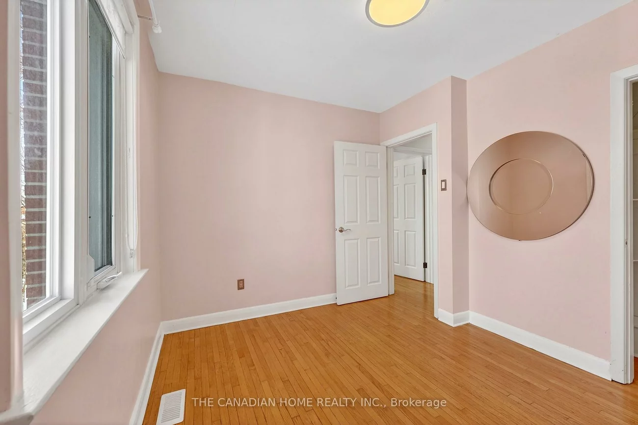 222, Elka, Crosby, Richmond Hill