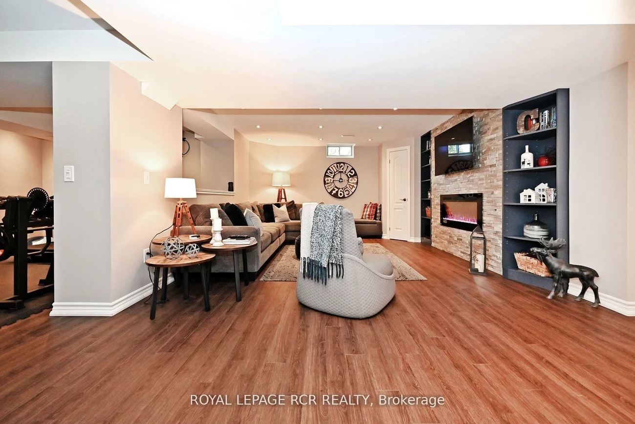 142, Regatta, Oak Ridges, Richmond Hill