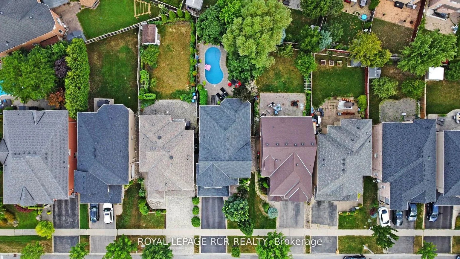 142, Regatta, Oak Ridges, Richmond Hill