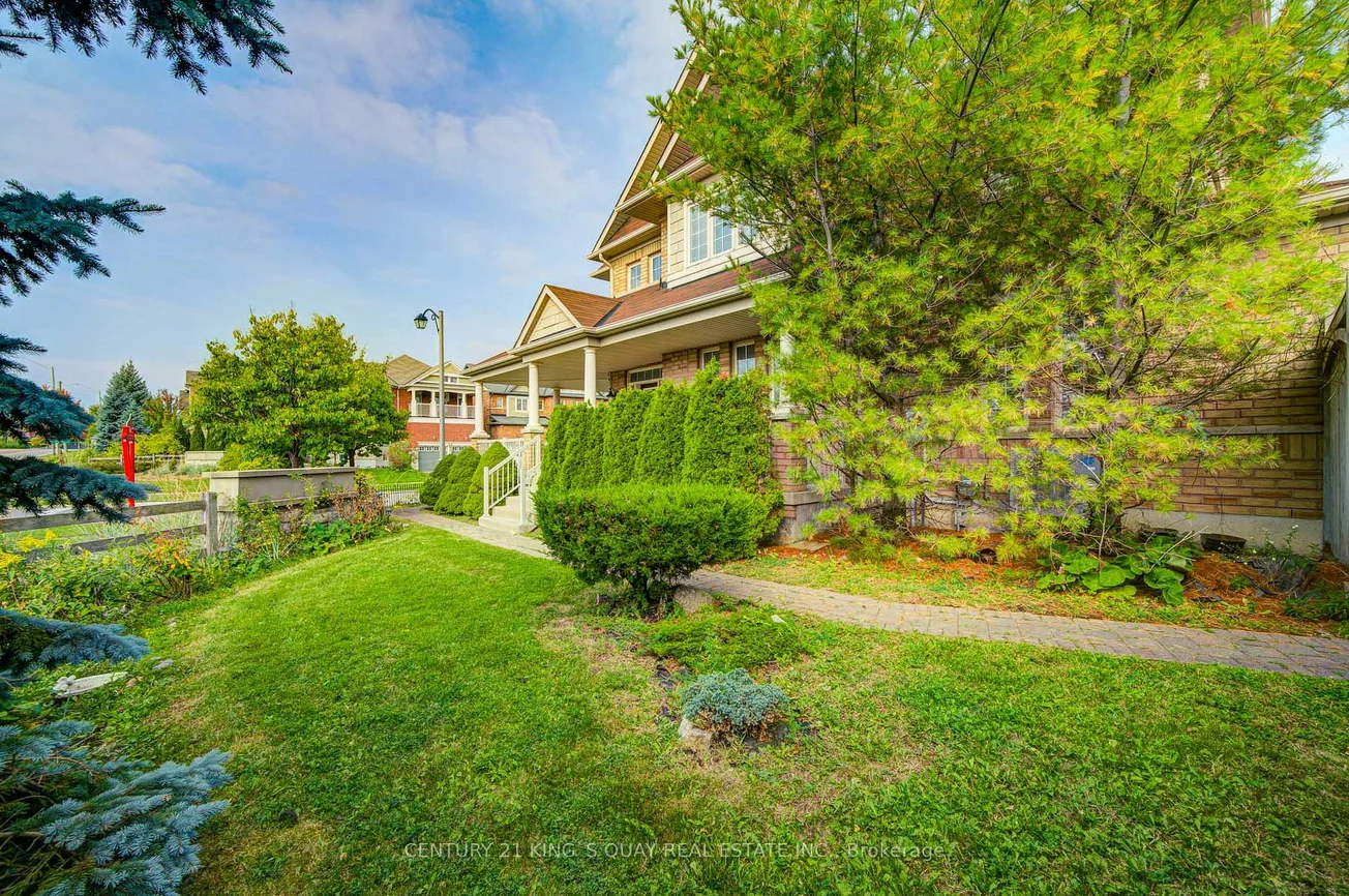 1, Lourakis, Jefferson, Richmond Hill