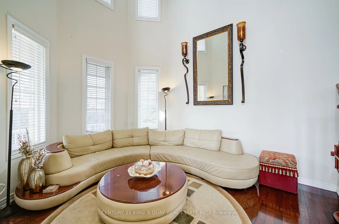 1, Lourakis, Jefferson, Richmond Hill