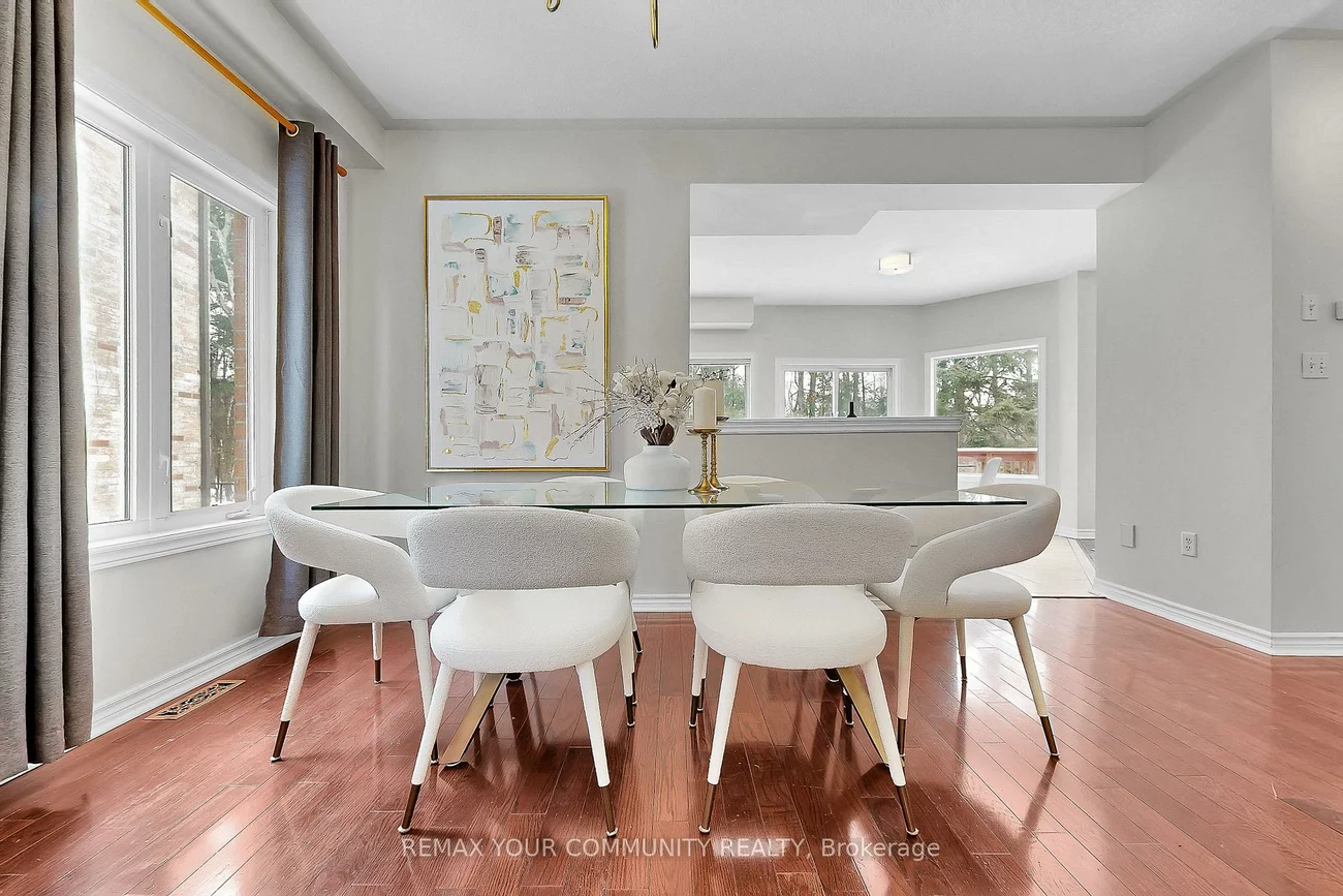 111, Worthington, Oak Ridges Lake Wilcox, Richmond Hill