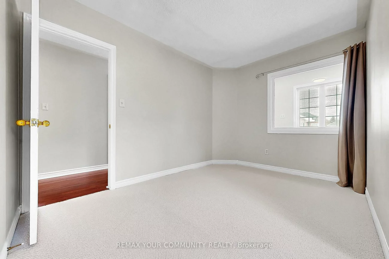 111, Worthington, Oak Ridges Lake Wilcox, Richmond Hill