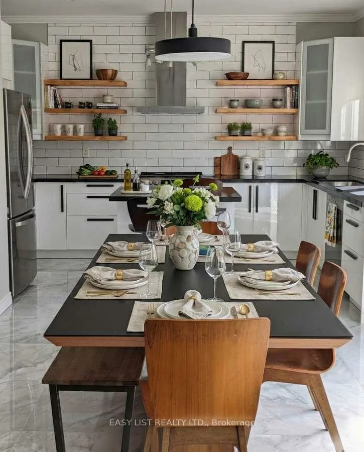 345, Tower Hill, Jefferson, Richmond Hill