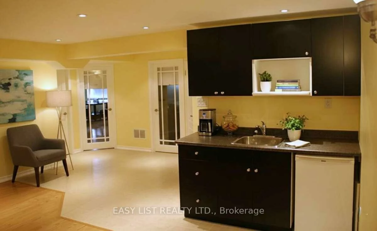 345, Tower Hill, Jefferson, Richmond Hill