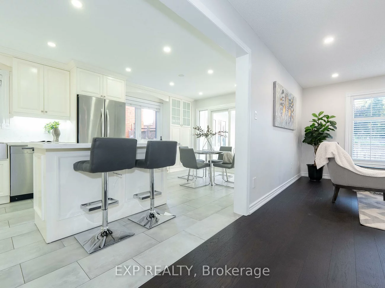 84, Lagani, Doncrest, Richmond Hill