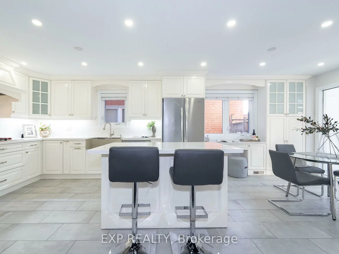 84, Lagani, Doncrest, Richmond Hill