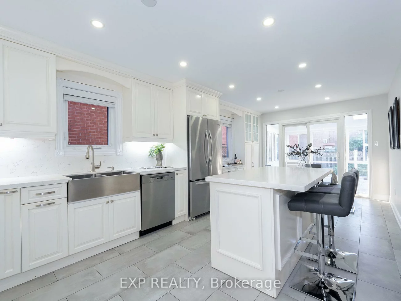 84, Lagani, Doncrest, Richmond Hill