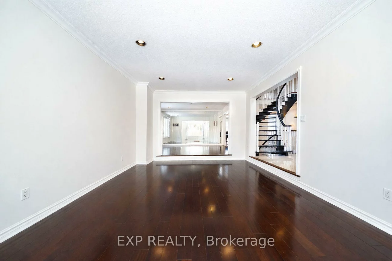 25, Pearl Gate, Doncrest, Richmond Hill