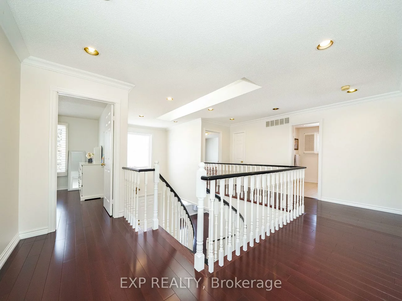 25, Pearl Gate, Doncrest, Richmond Hill