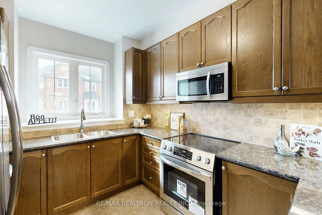 15, Old Colony, Oak Ridges Lake Wilcox, Richmond Hill
