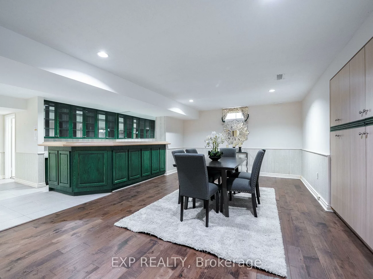 10, Edmund, Bayview Hill, Richmond Hill