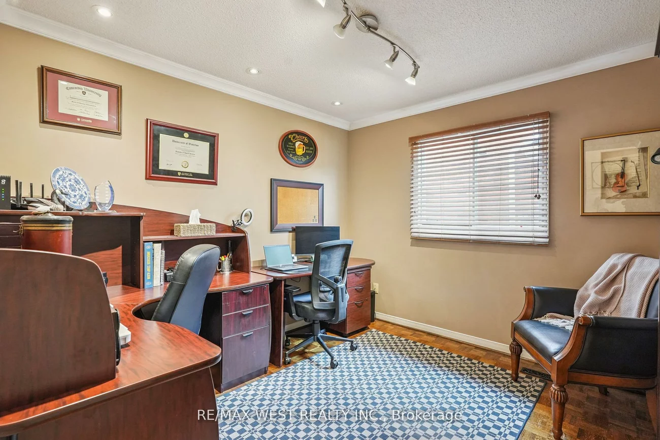 43, Summitcrest, Devonsleigh, Richmond Hill