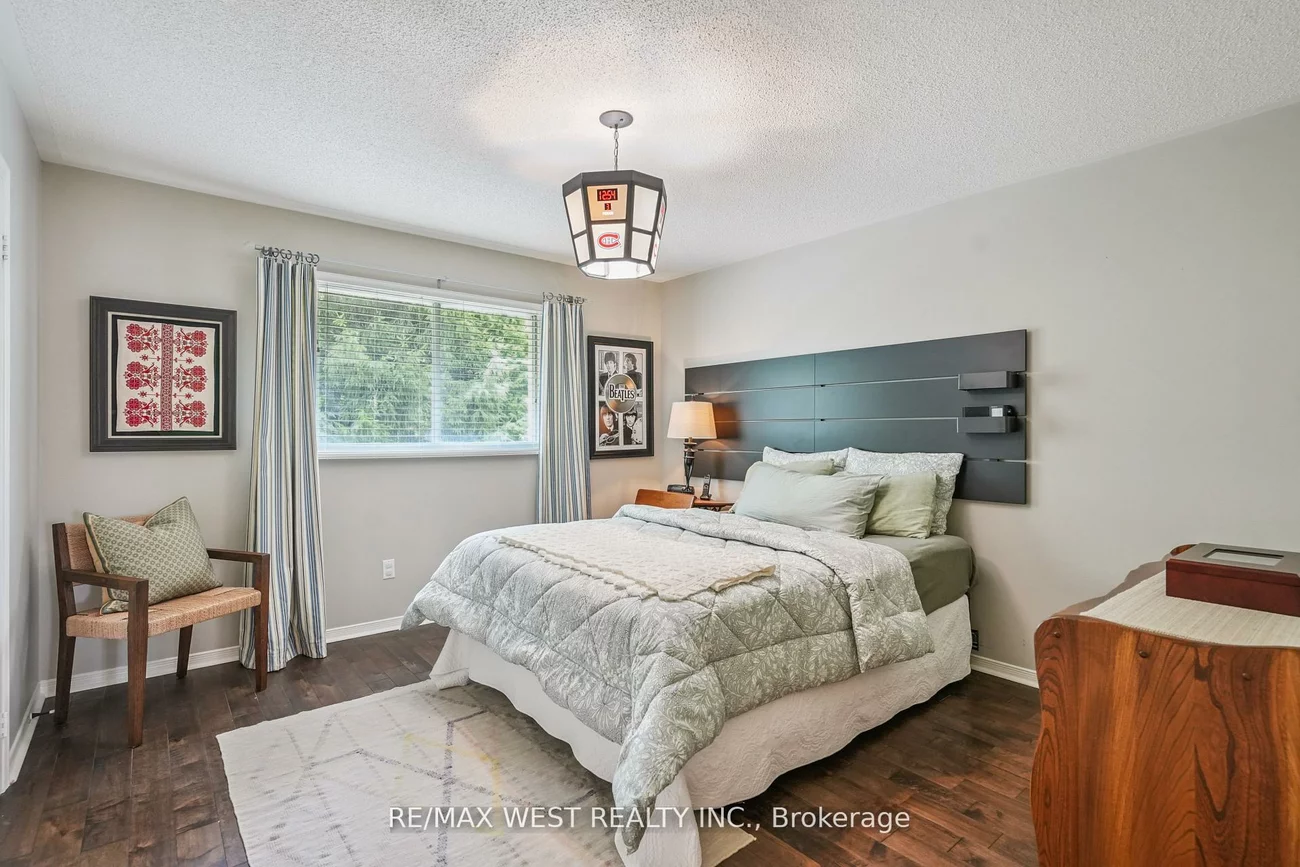 43, Summitcrest, Devonsleigh, Richmond Hill