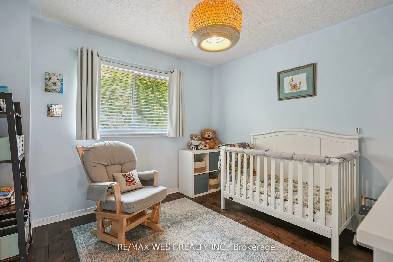 43, Summitcrest, Devonsleigh, Richmond Hill
