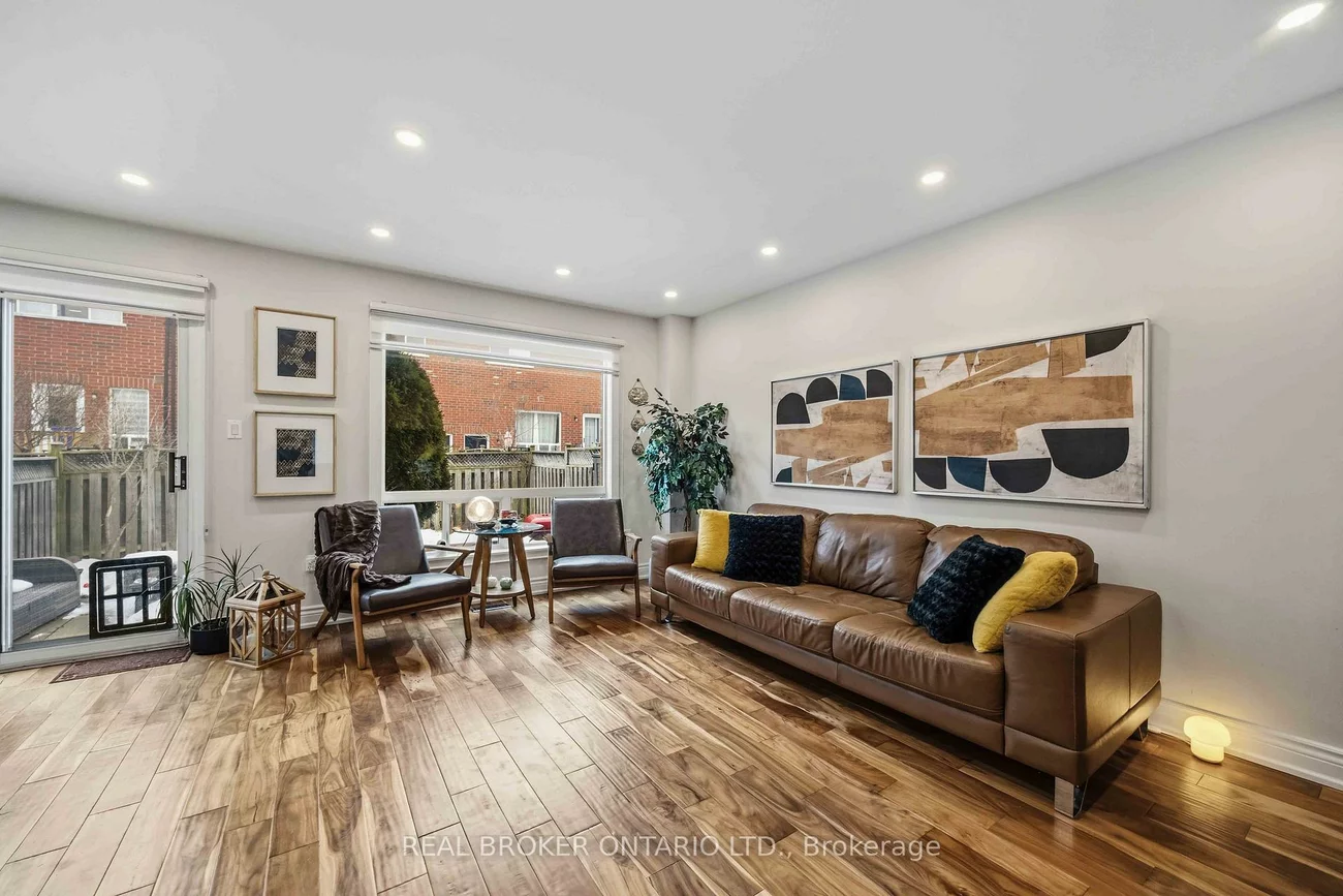 107, Rideau, Langstaff, Richmond Hill