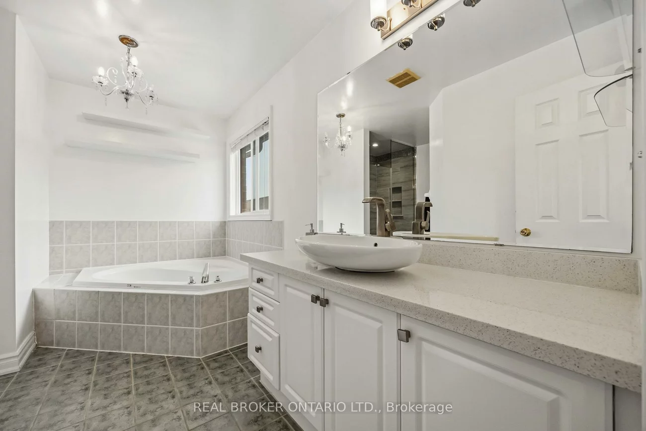 107, Rideau, Langstaff, Richmond Hill