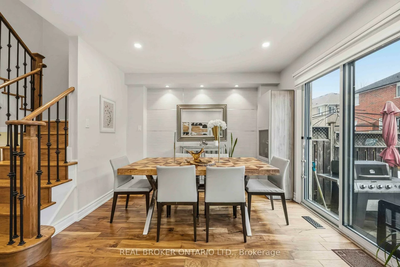 107, Rideau, Langstaff, Richmond Hill